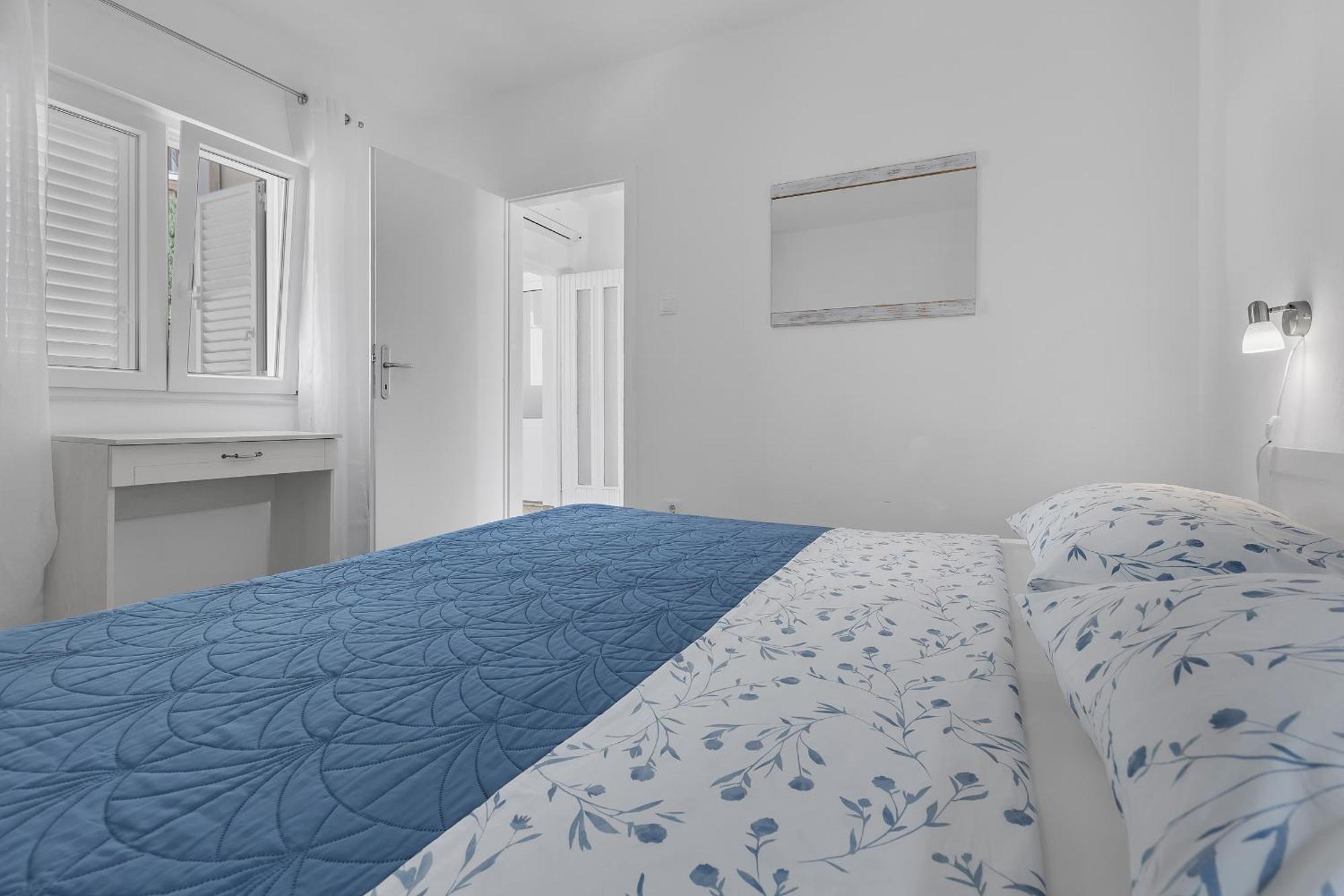 Apartments By The Sea Podgora, Makarska - 2596 الغرفة الصورة