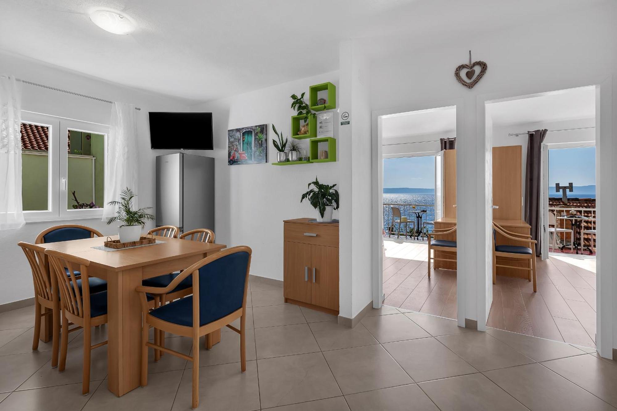 Apartments By The Sea Podgora, Makarska - 2596 الغرفة الصورة